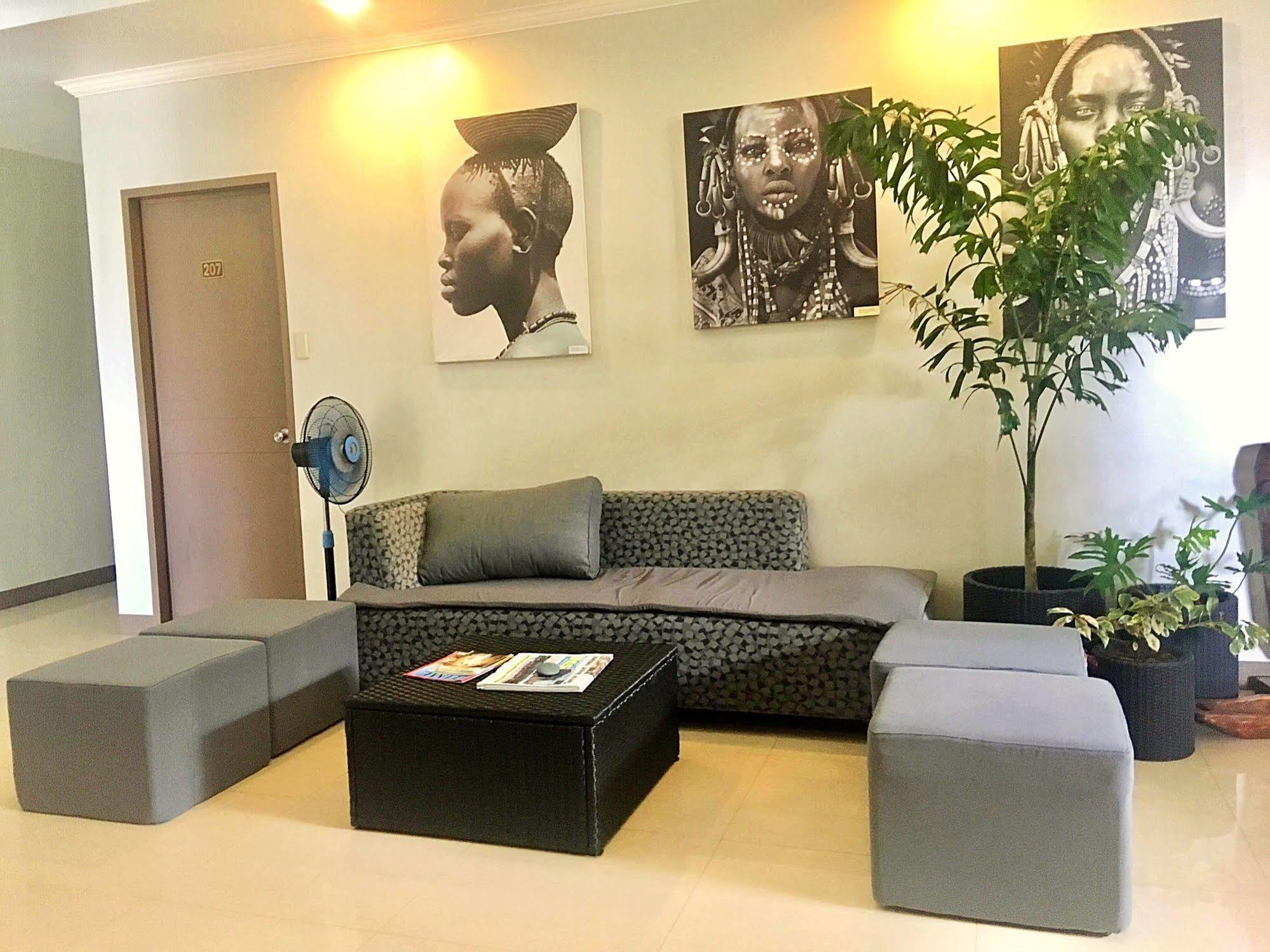 Hotel Tiffany Laoag Εξωτερικό φωτογραφία